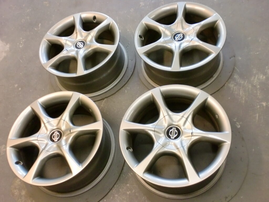 杉並区　R34ガンメタホイール傷修理・再塗装