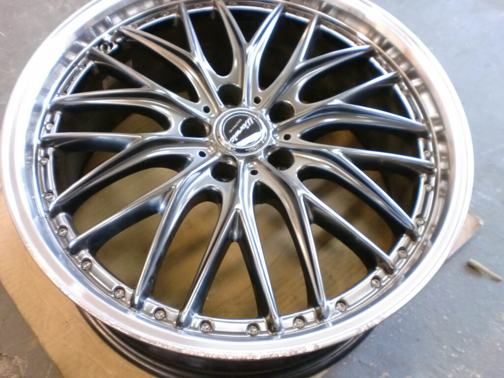 あきる野市 ポリッシュホイール傷修理