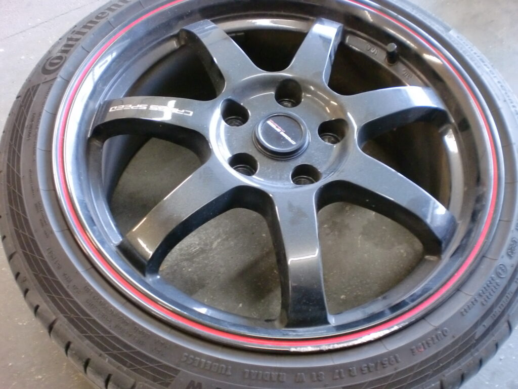 あきる野市　ブラック塗装ホイール傷修理