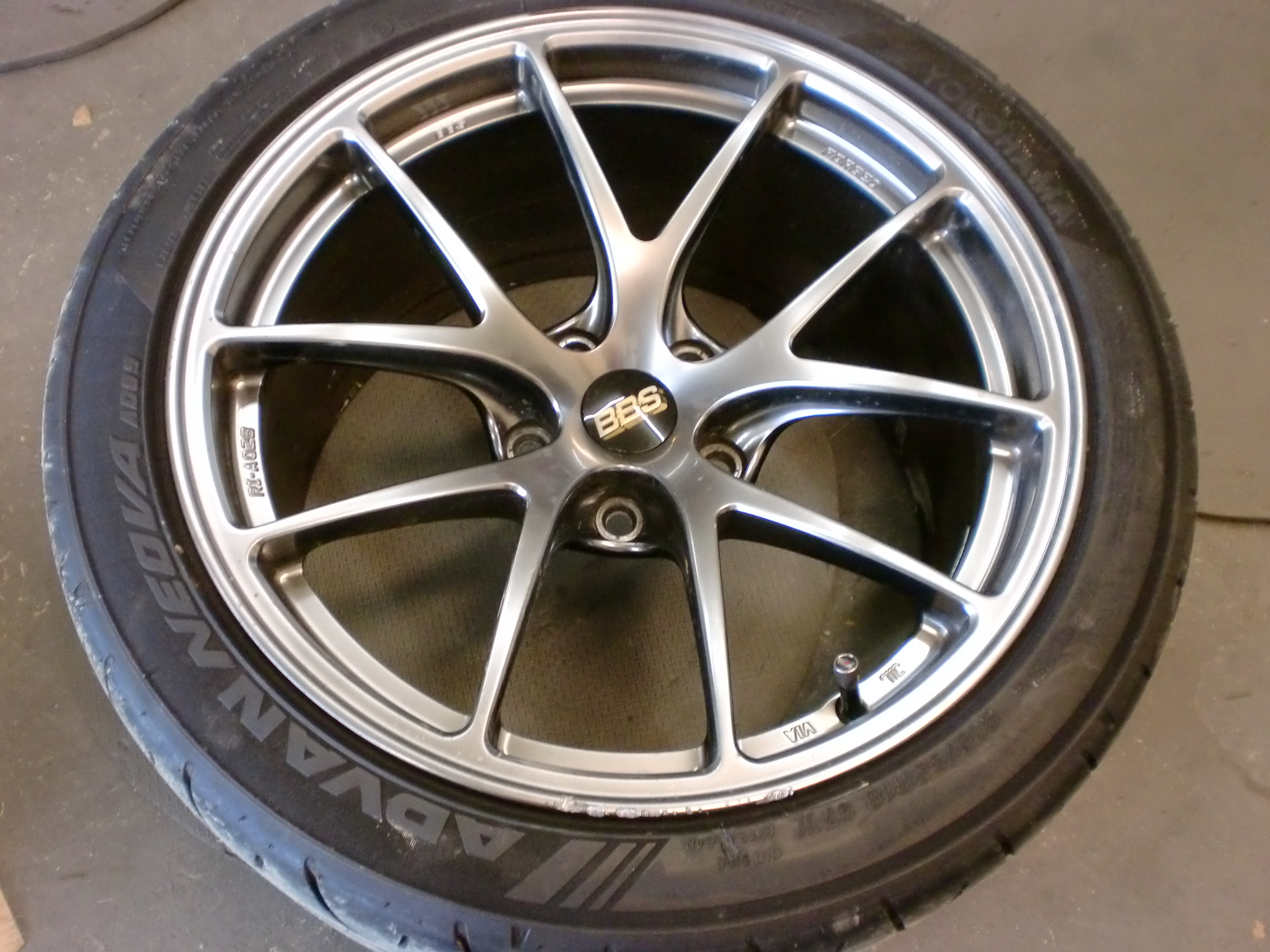 所沢市　ハイパーシルバーホイール傷修理