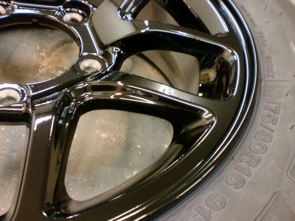 あきる野市 ホイールカラーチェンジ