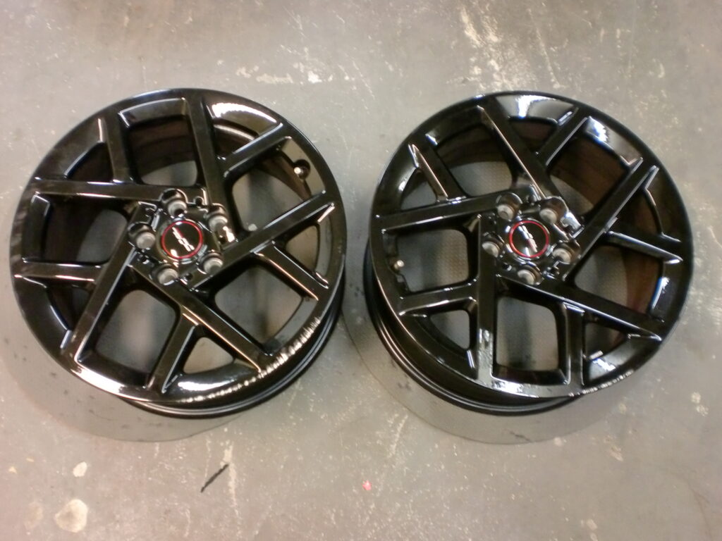 あきる野市 ブラック塗装ホイール傷修理