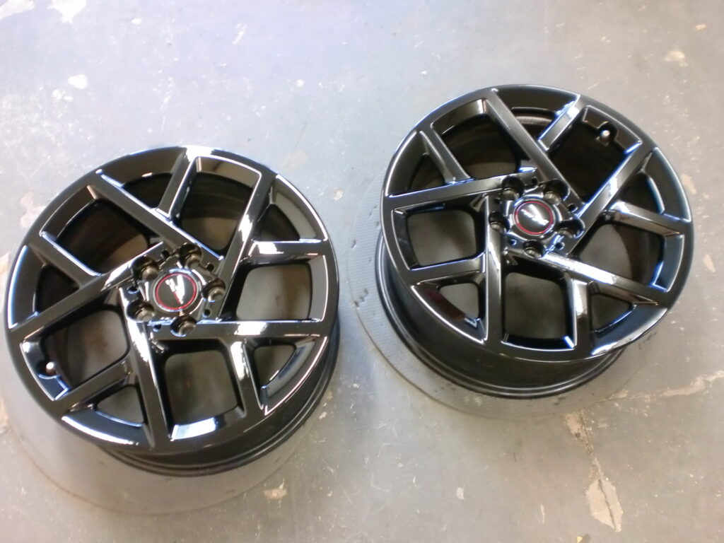 あきる野市 ブラック塗装ホイール傷修理