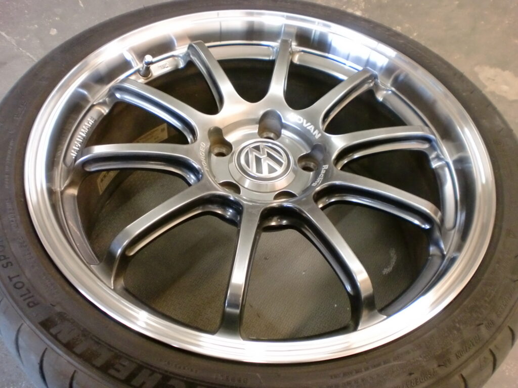 青梅市　ADVANポリッシュホイール傷修理