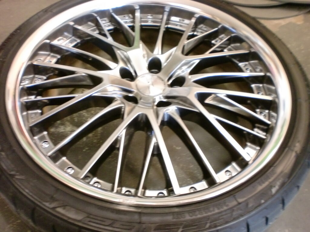 昭島市　アルマイトリムホイール傷修理