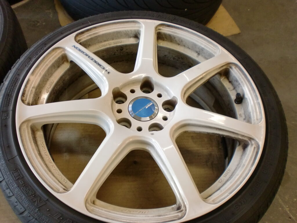 日野市　ホワイト塗装ホイール再塗装
