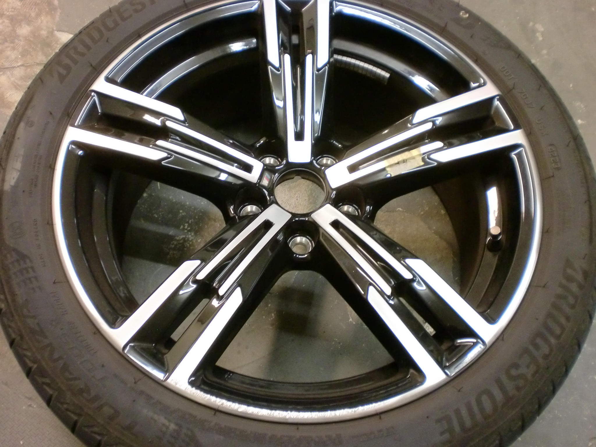 小金井市　ポリッシュホイール傷修理