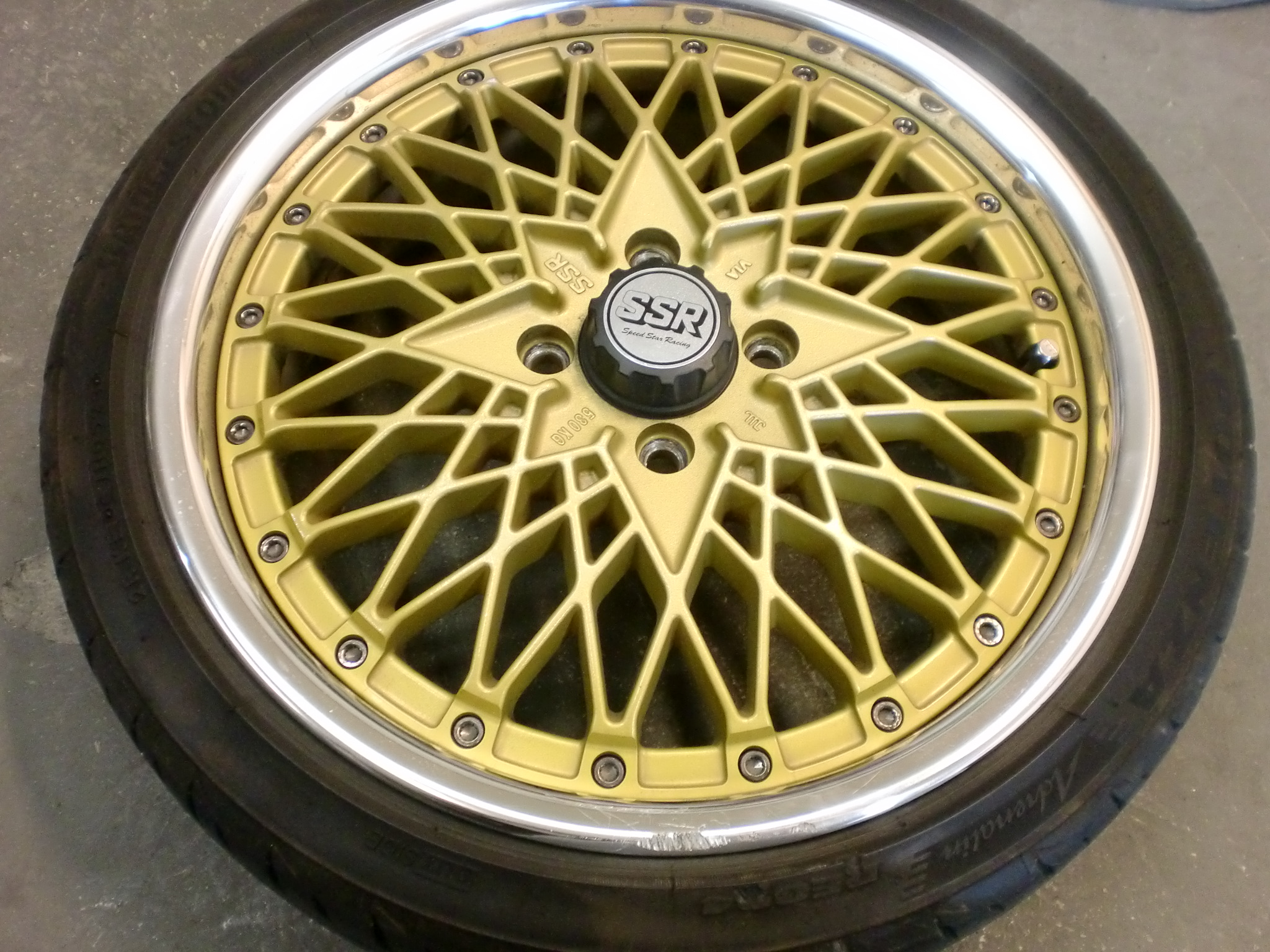 昭島市　SSRアルマイトリムホイール傷修理