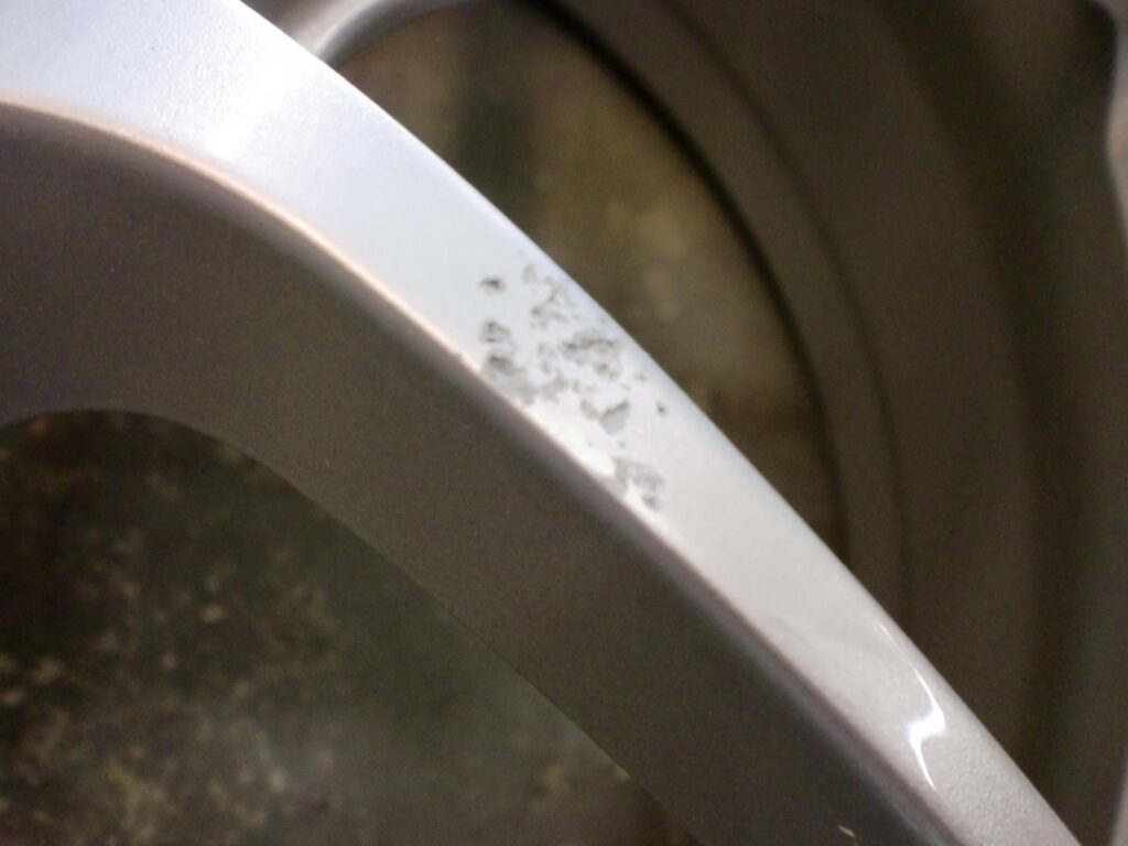 八王子市　シルバー塗装ホイール傷修理