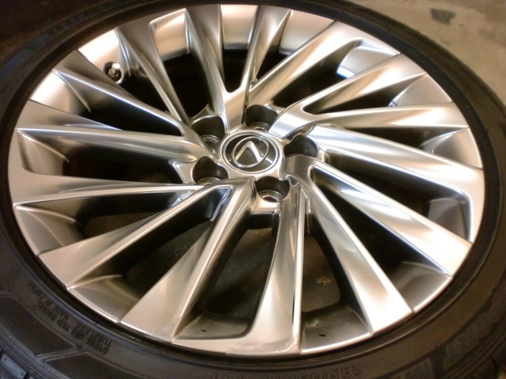 福生市　ハイパーシルバーホイール傷修理