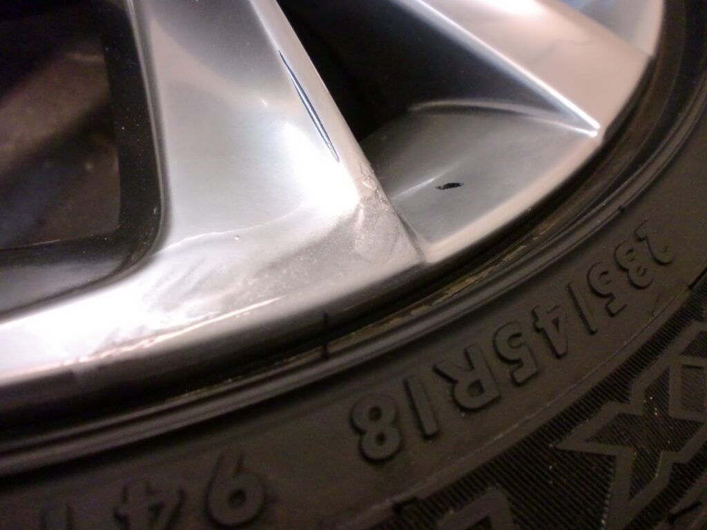 福生市　ハイパーシルバーホイール傷修理