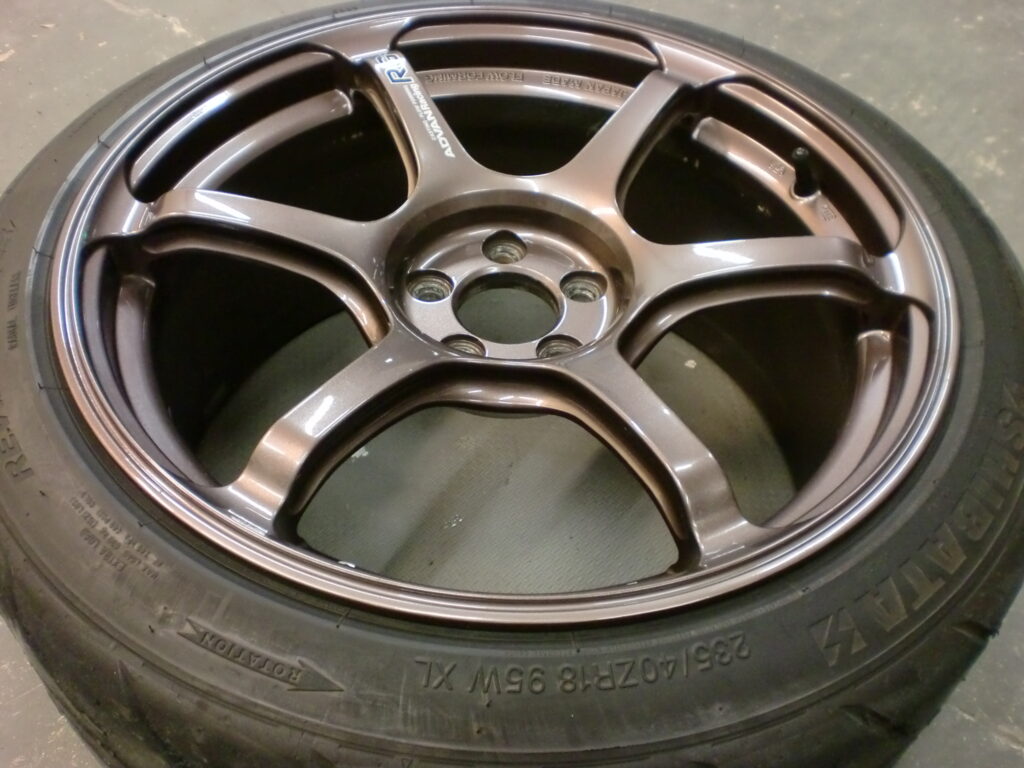 八王子市　ADVANブロンズ塗装ホイール傷修理