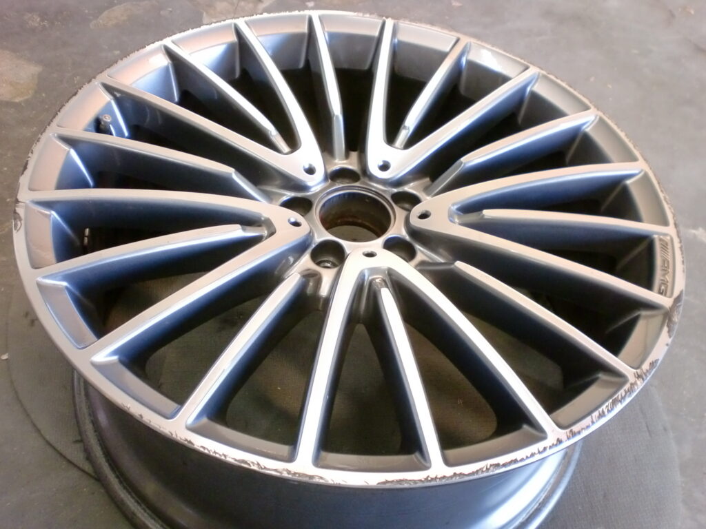 青梅市 ポリッシュホイール傷修理