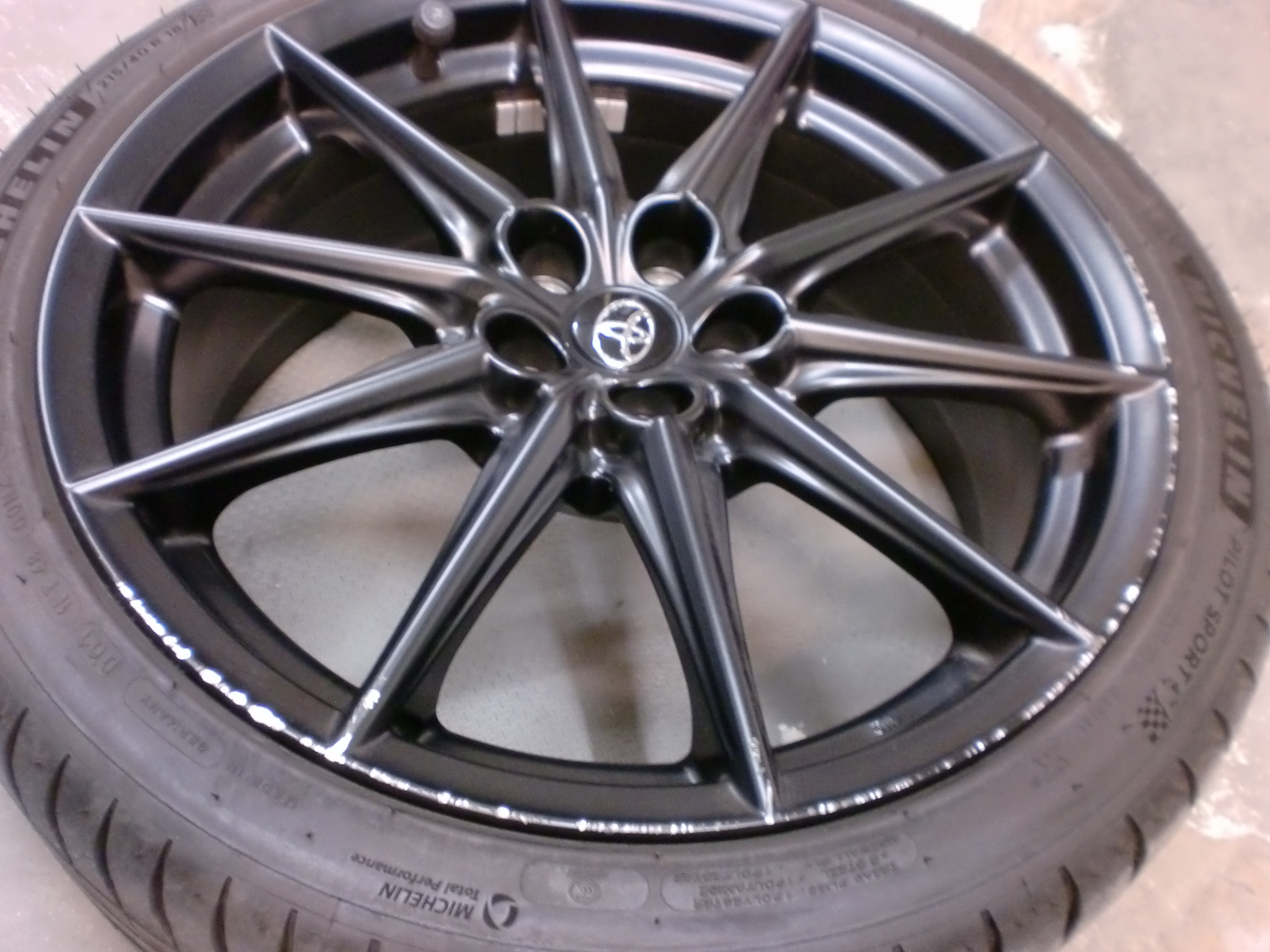 練馬区　マットブラックホイール傷修理