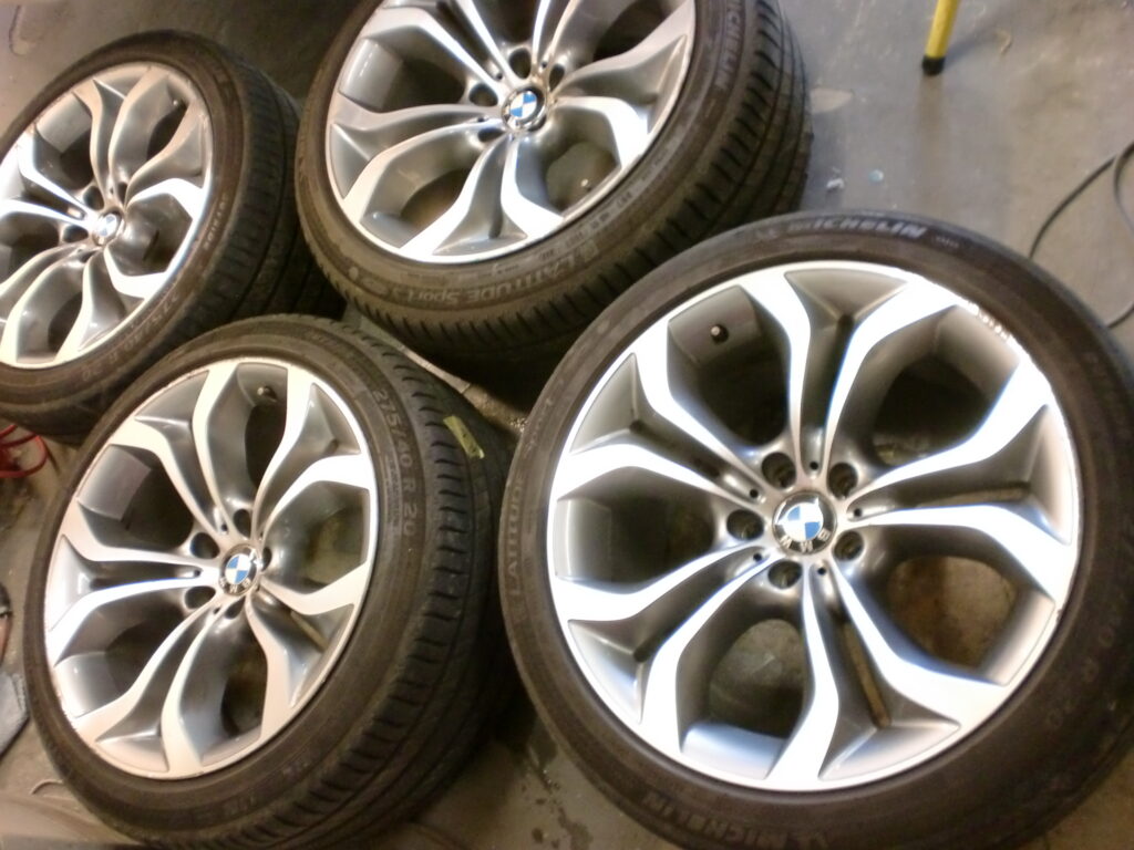 多摩市 ホイールマットブラックカラーチェンジ