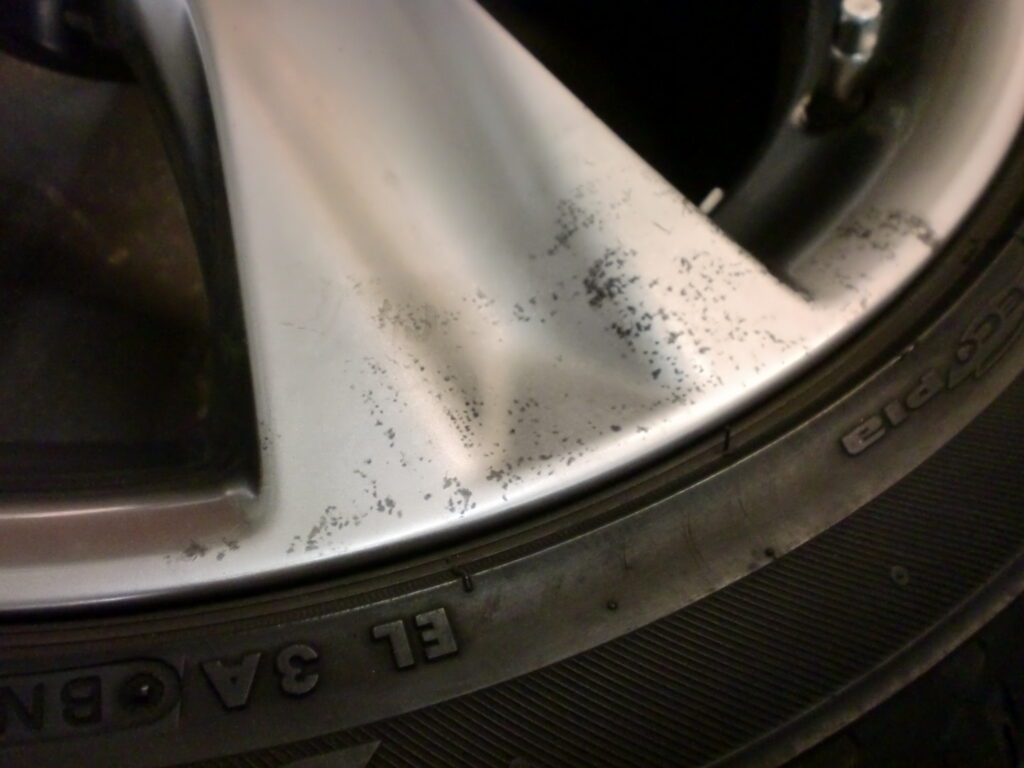 羽村市　ハイパーシルバーホイール傷修理