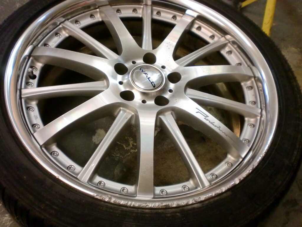福生市　アルマイトリムホイール傷修理