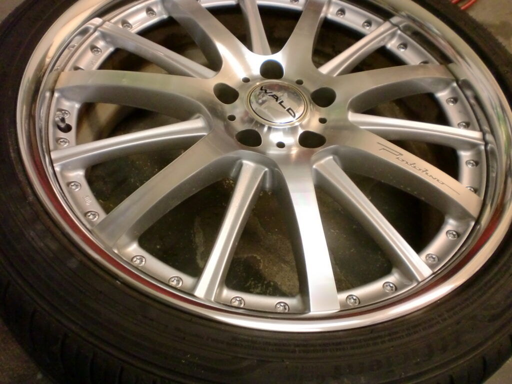 福生市　アルマイトリムホイール傷修理