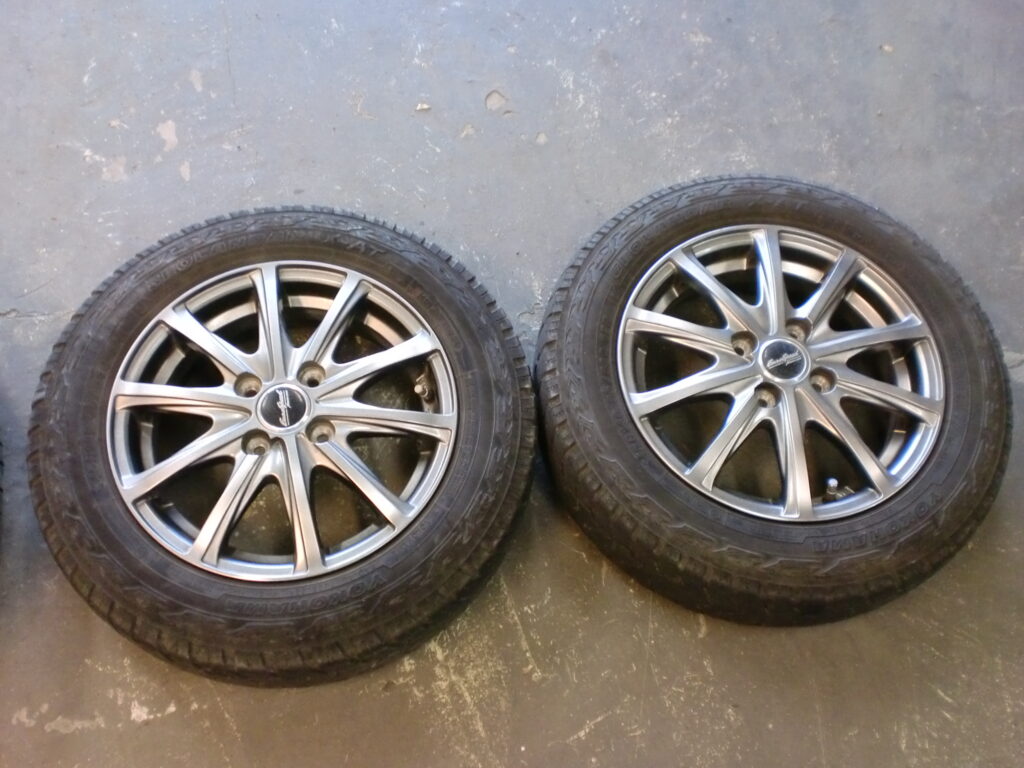 あきる野市 シルバー塗装ホイール傷修理