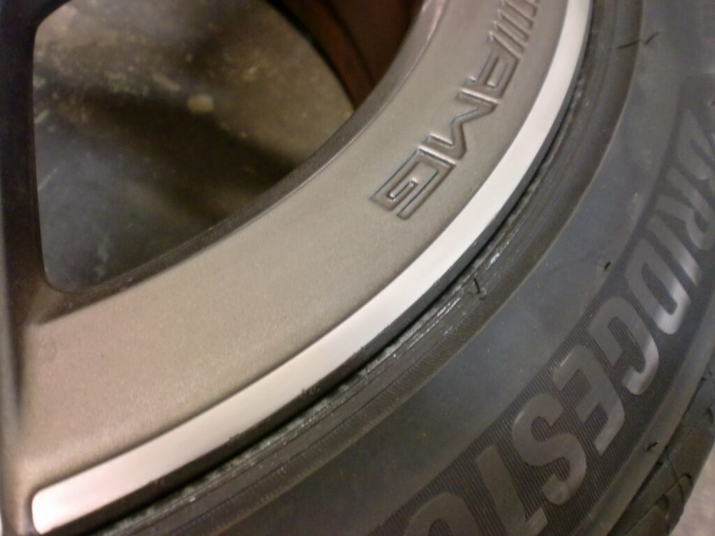 国分寺市のお客様　ポリッシュホイール傷