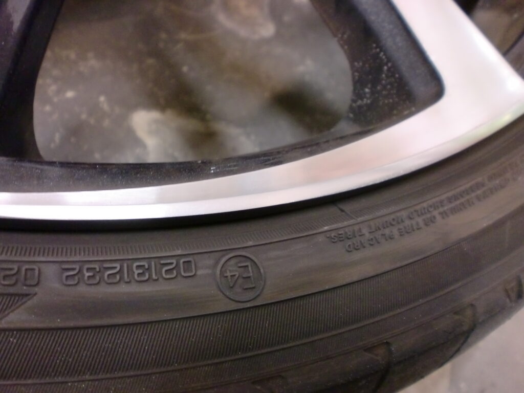 所沢市のお客様　ポリッシュホイール傷