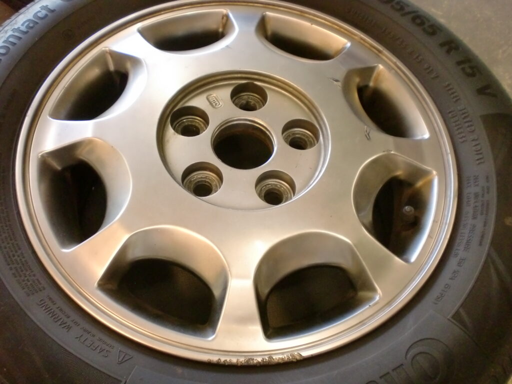 あきる野市　ホイールカラーチェンジブラック塗装