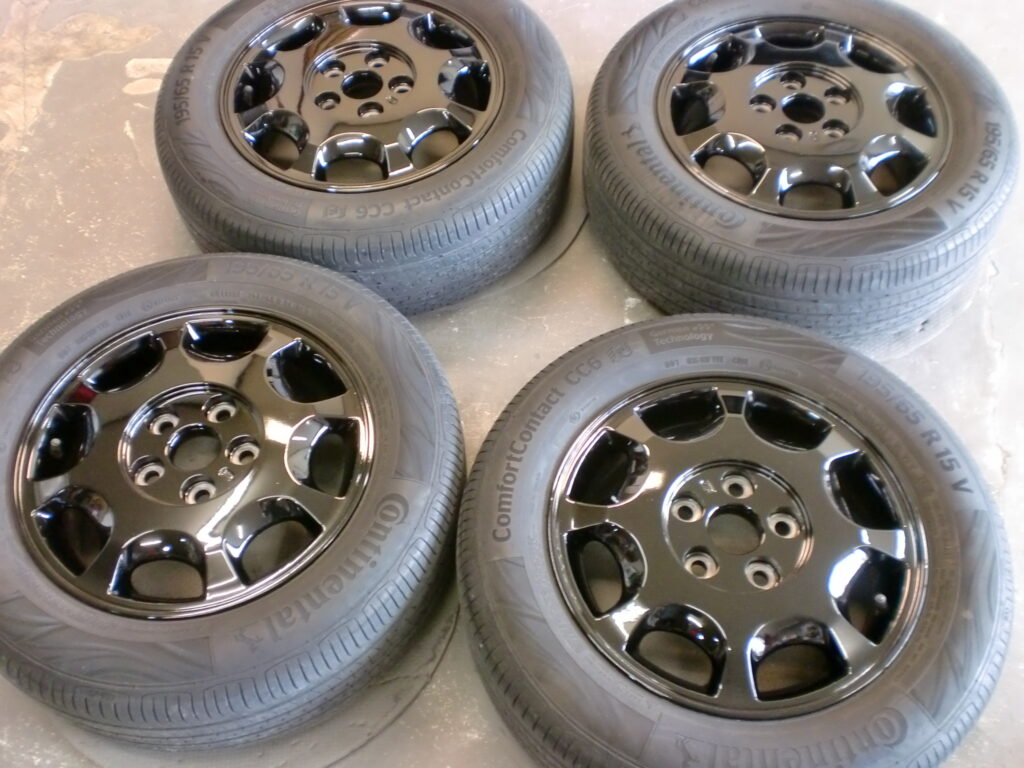 あきる野市　ホイールカラーチェンジブラック塗装