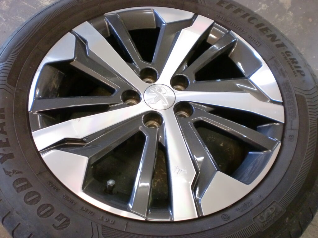 府中市　ポリッシュホイール傷修理