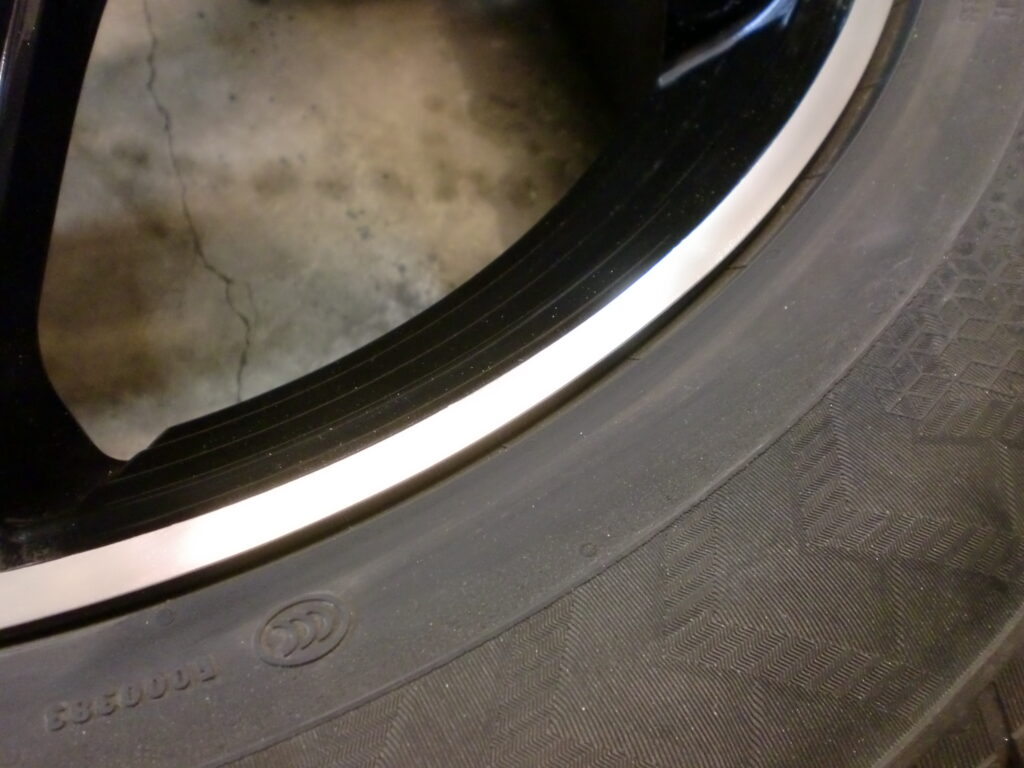 八王子市 ポリッシュホイール傷修理