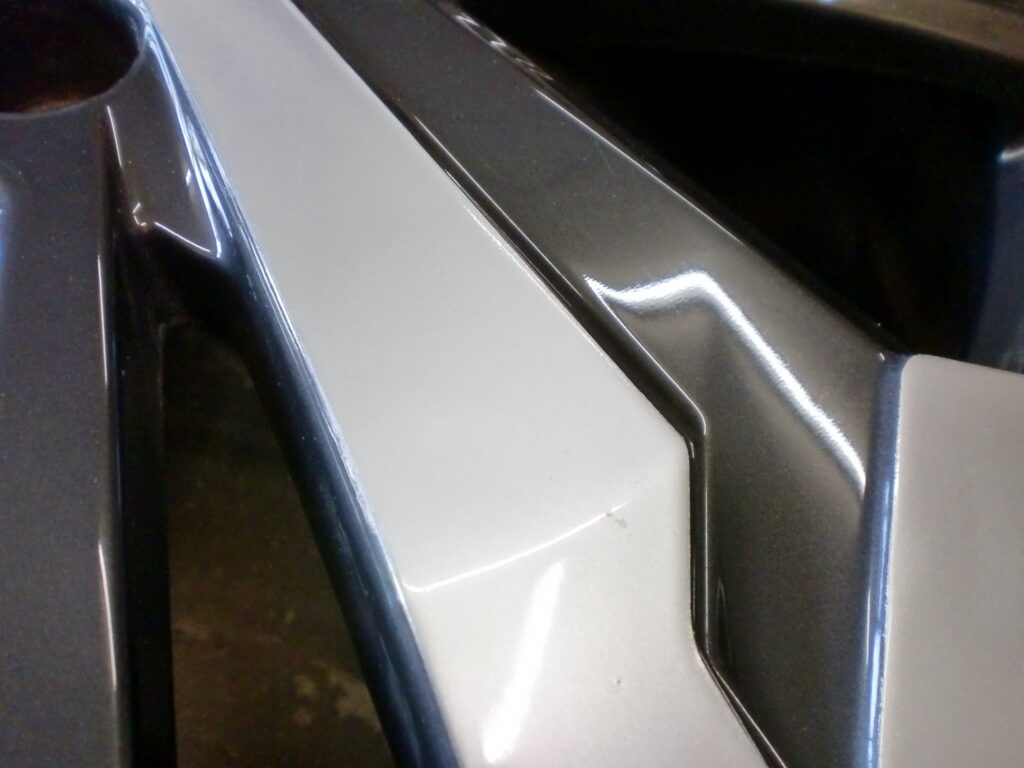 府中市のお客様　ポリッシュホイール傷