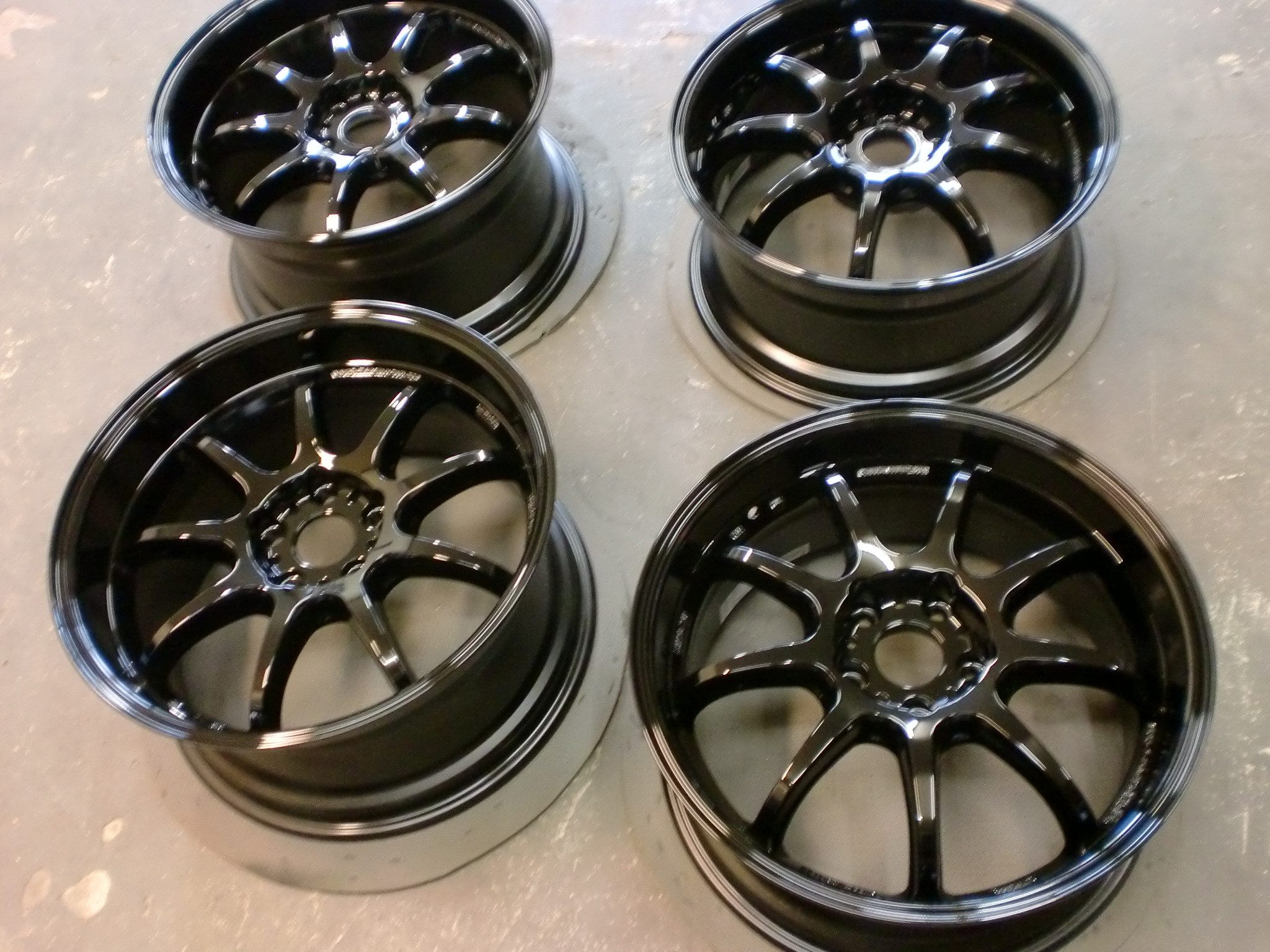 府中市　ホイールマットブラックカラーチェンジ