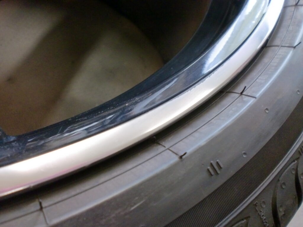 あきる野市　ポリッシュホイール傷修理