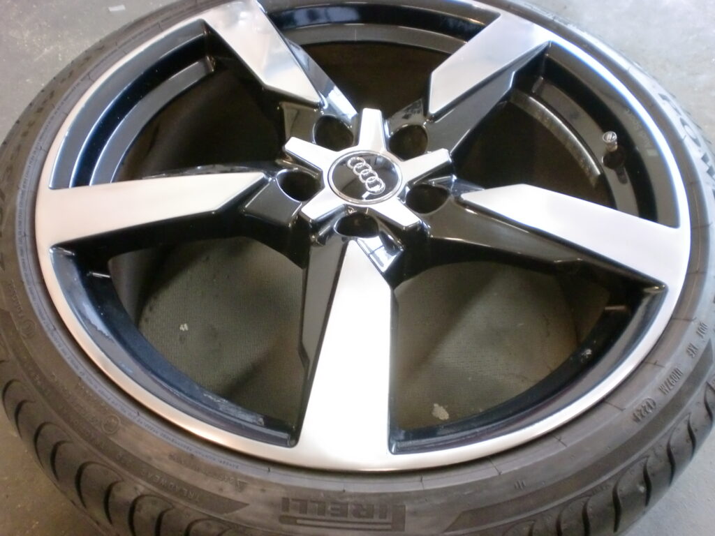 あきる野市　ポリッシュホイール傷修理