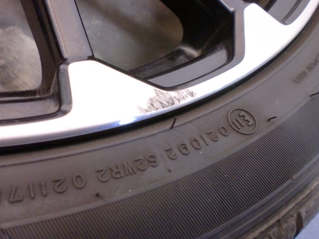 青梅市 ポリッシュホイール傷修理