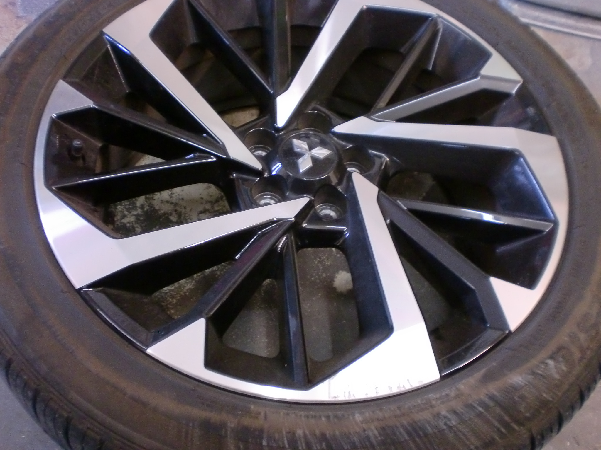 八王子市　ポリッシュホイール傷修理