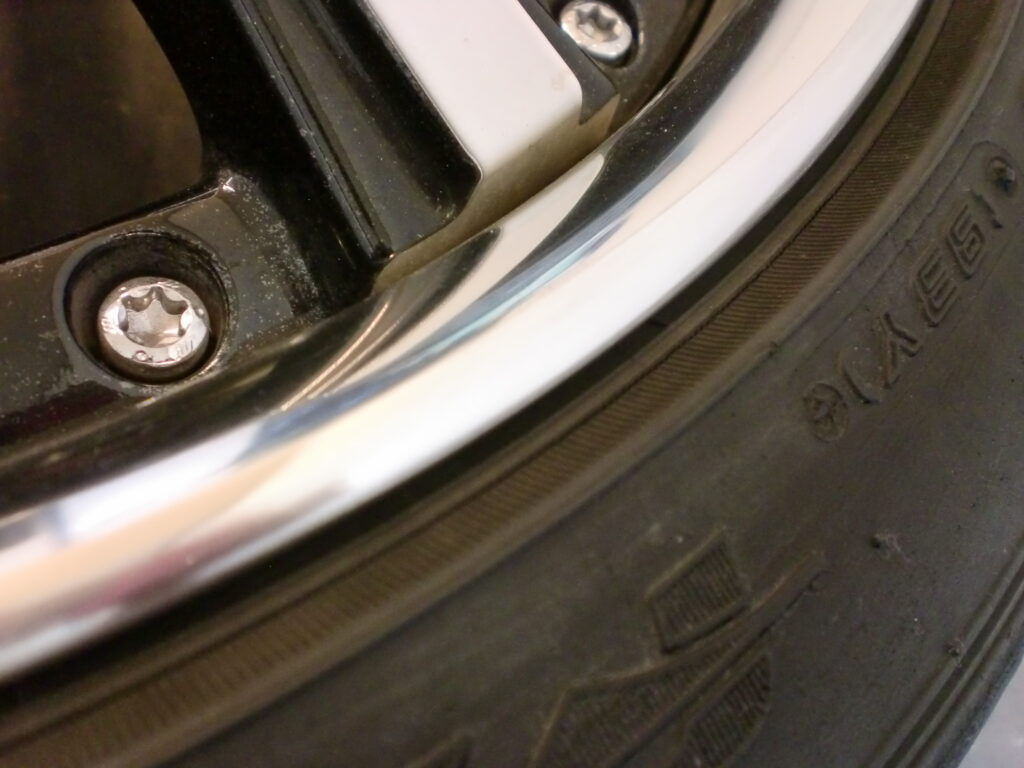 青梅市　アルマイトリムホイール傷修理