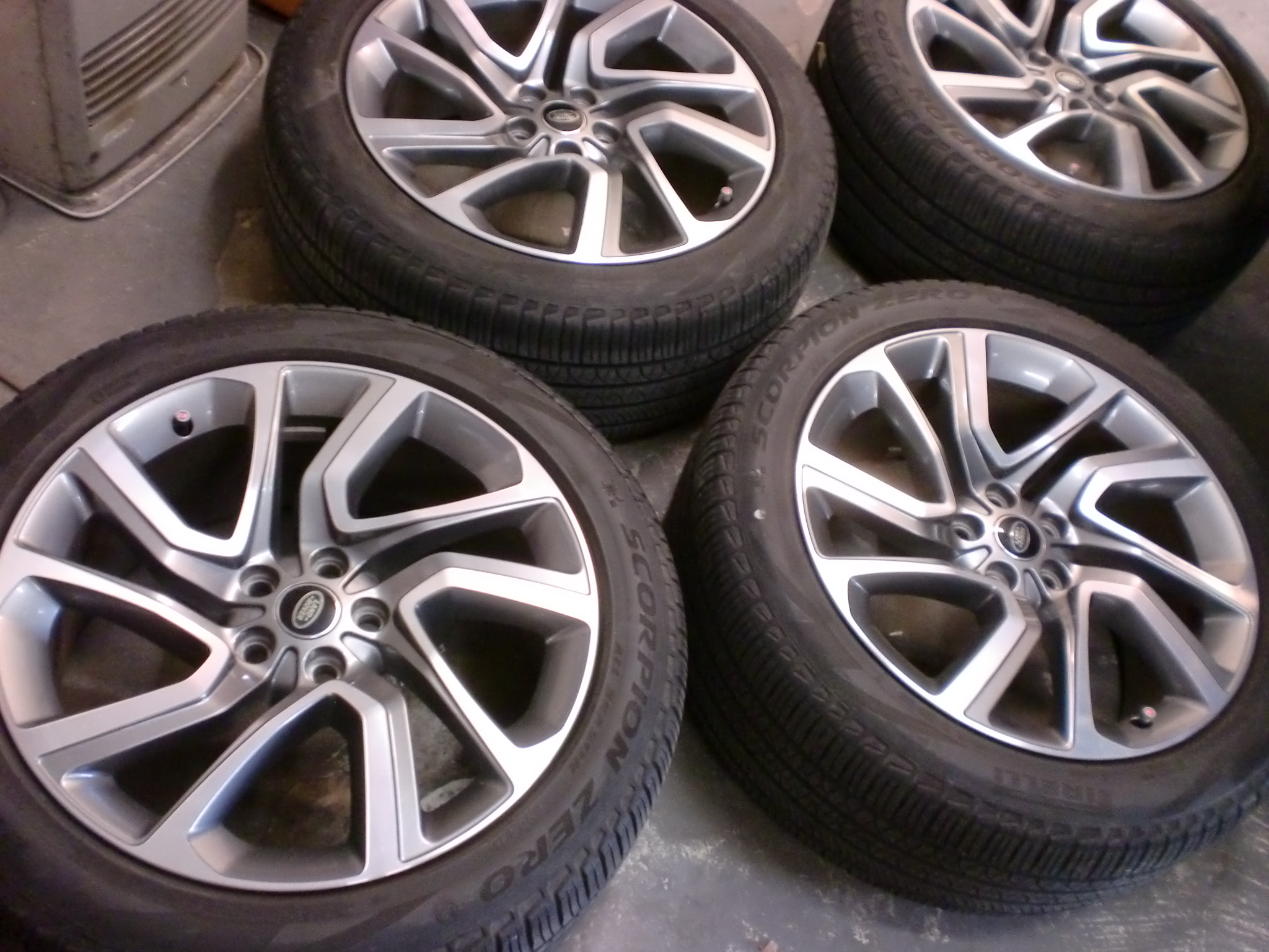 杉並区　ホイールブラック塗装カラーチェンジ