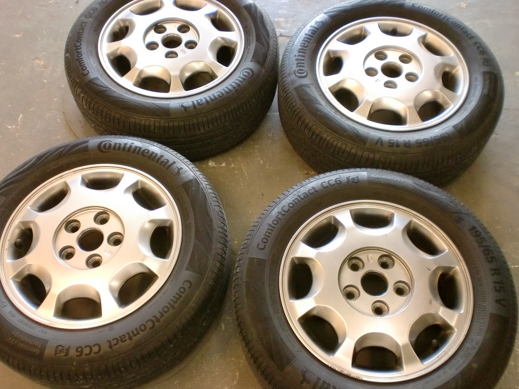 あきる野市　ホイールカラーチェンジブラック塗装